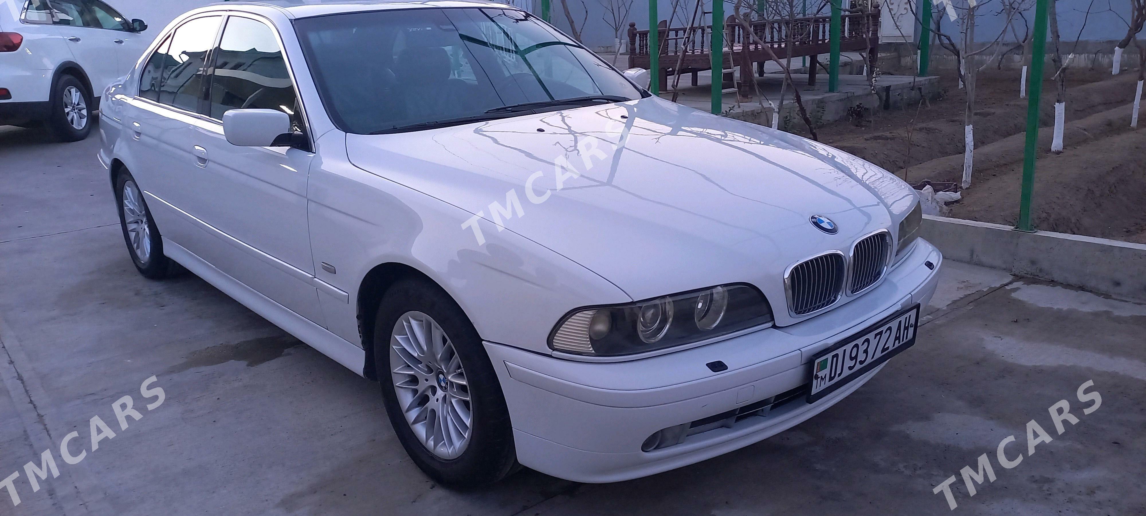 BMW 5 Series 2002 - 120 000 TMT - Sarahs - img 4