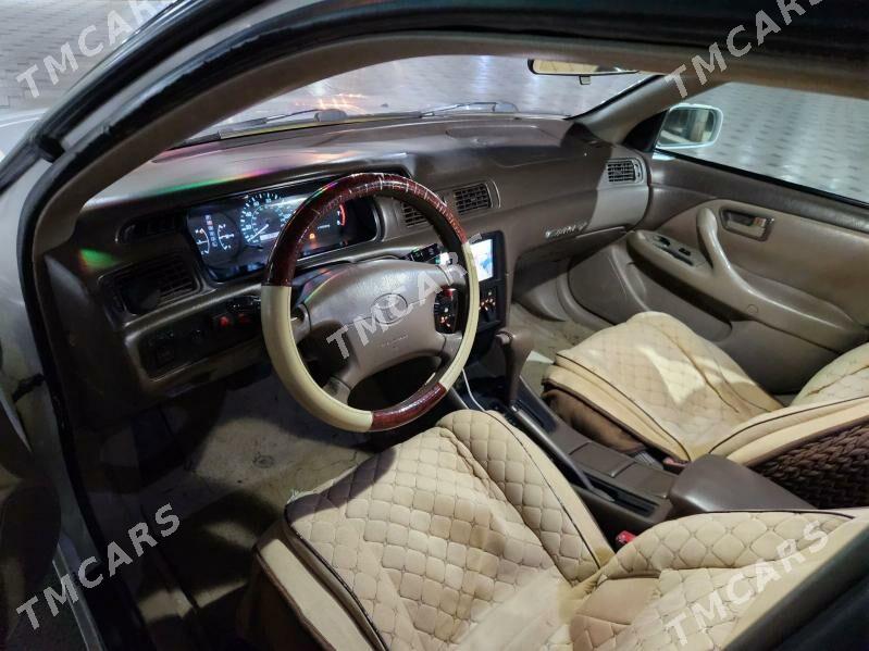 Toyota Camry 1998 - 120 000 TMT - Мары - img 3