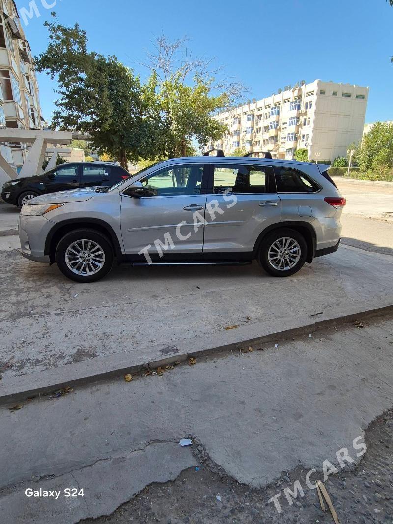 Toyota Highlander 2019 - 460 000 TMT - Туркменабат - img 5