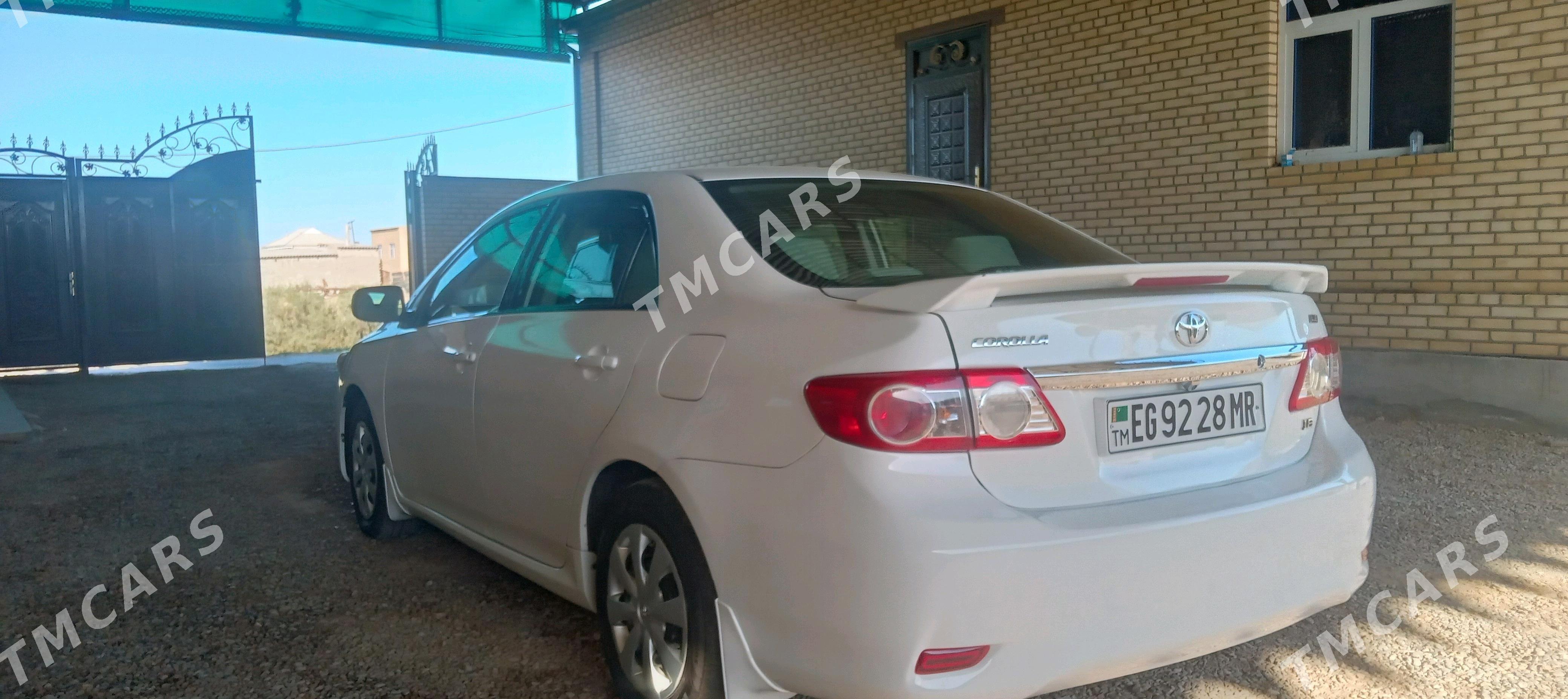 Toyota Corolla 2011 - 155 000 TMT - Байрамали - img 2