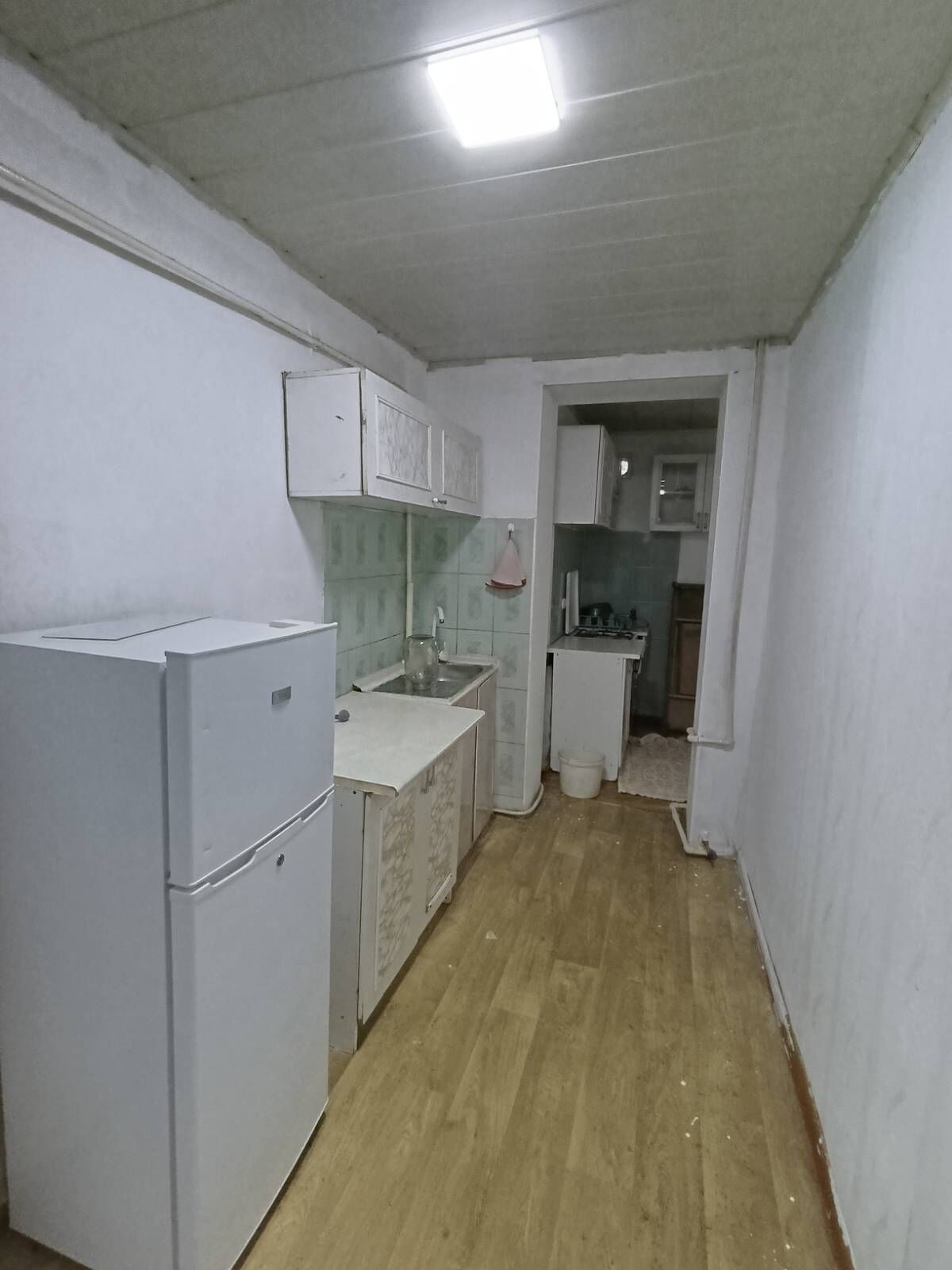 30 мкр 3 ком Аваза кафе - 30 мкр - img 2