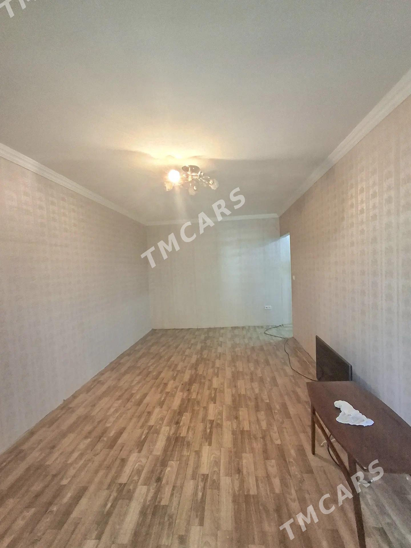 11 mkr 1v2 kom - 11 мкр - img 2