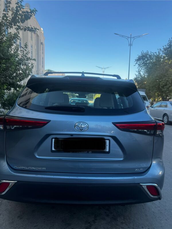 Toyota Highlander 2021 - 640 000 TMT - Туркменабат - img 3
