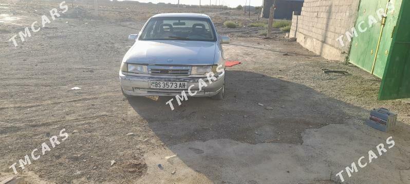 Opel Vectra 1989 - 20 000 TMT - Бахарден - img 5