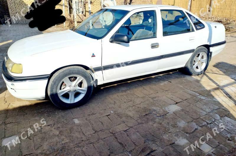 Opel Vectra 1989 - 22 000 TMT - Baýramaly - img 2