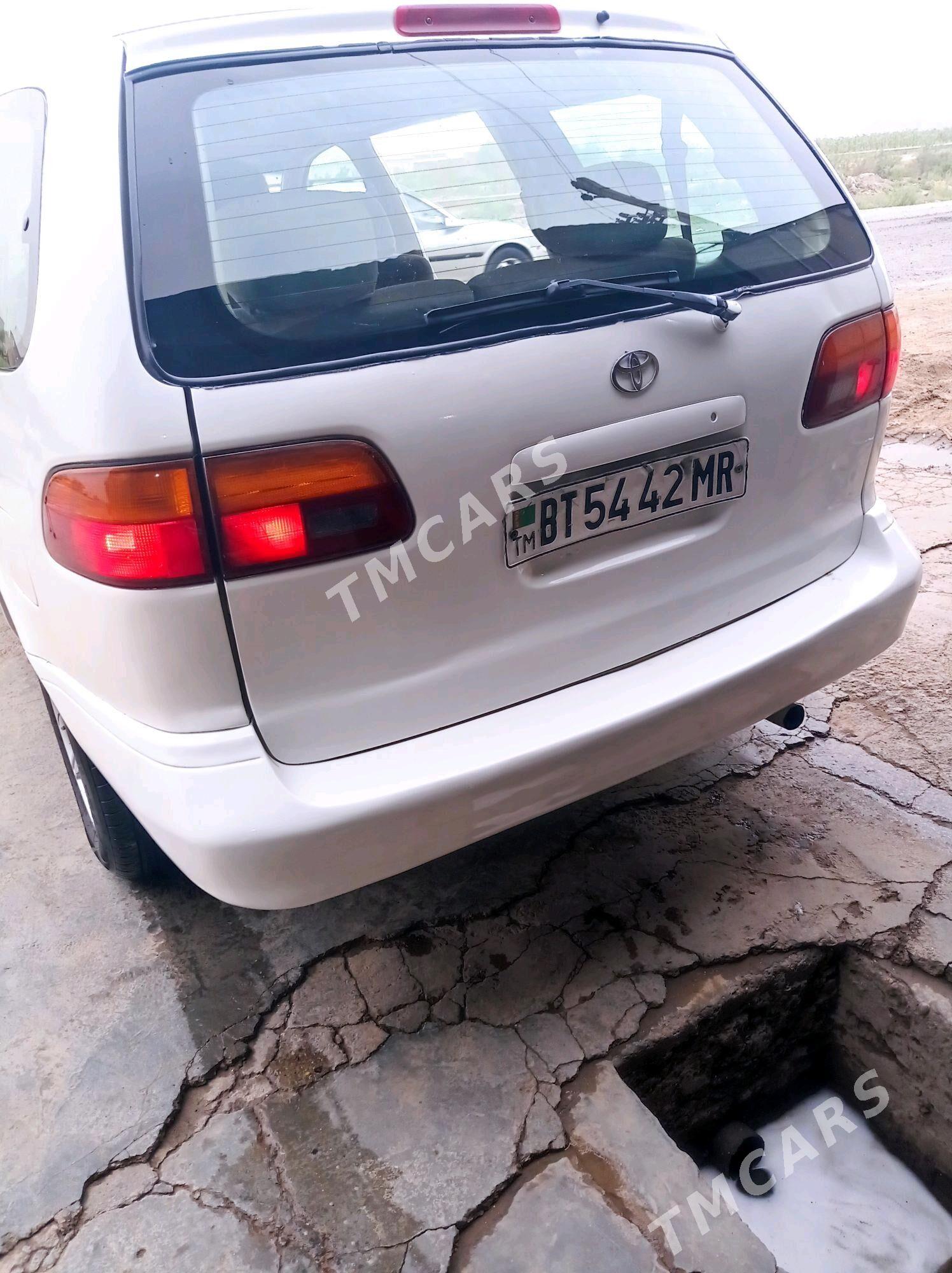 Toyota Sienna 1998 - 140 000 TMT - Мургап - img 9