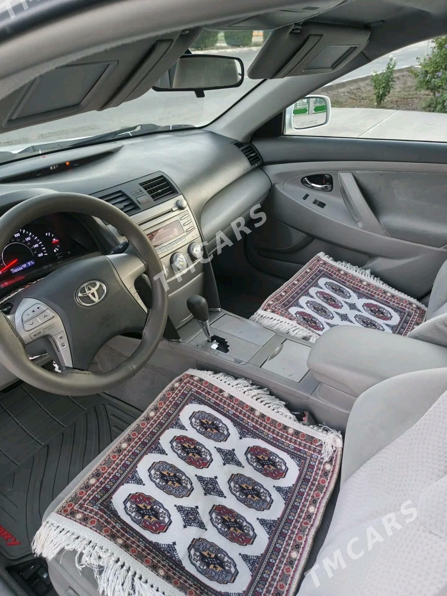 Toyota Camry 2010 - 178 000 TMT - Дашогуз - img 10