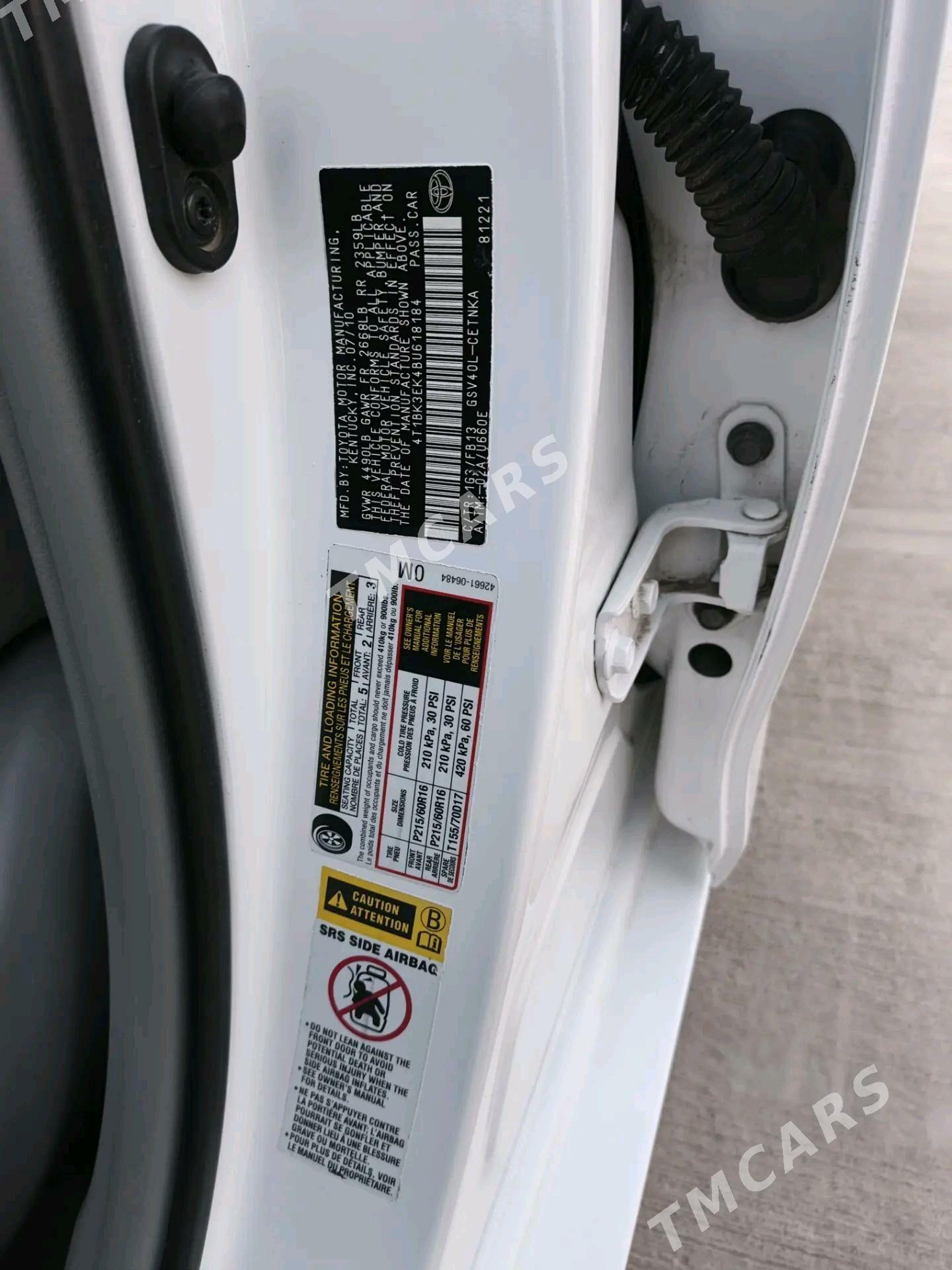 Toyota Camry 2010 - 178 000 TMT - Дашогуз - img 8