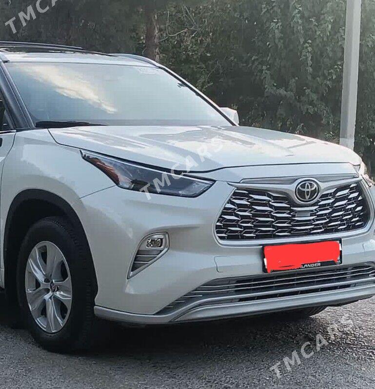 Toyota Highlander 2022 - 480 000 TMT - Aşgabat - img 2