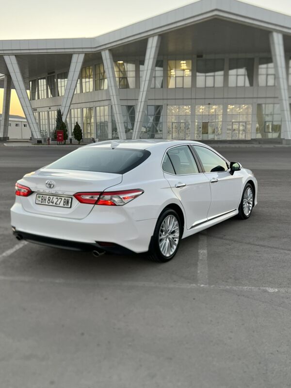 Toyota Camry 2018 - 309 000 TMT - Balkanabat - img 6