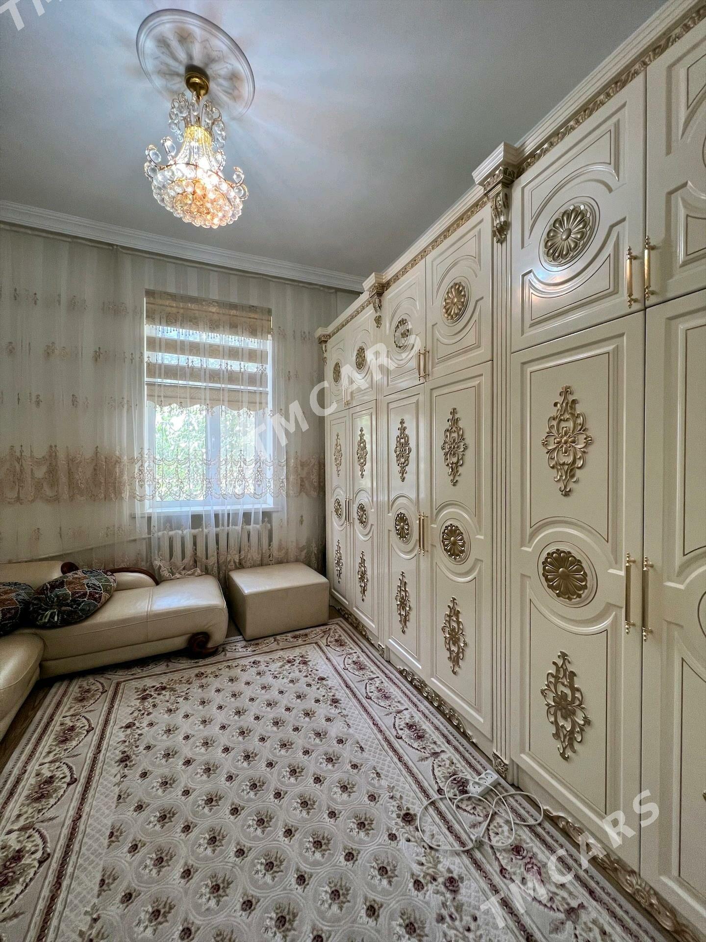 Центр города, 6-школа, 3-ком. - Aşgabat - img 6