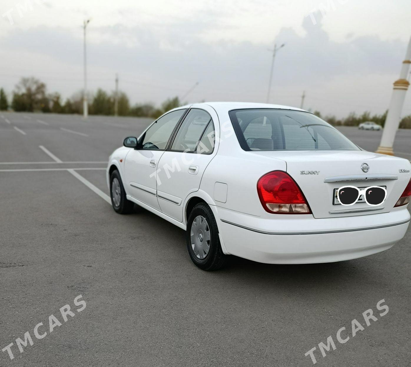 Nissan Sunny 2004 - 110 000 TMT - Ak bugdaý etraby - img 4