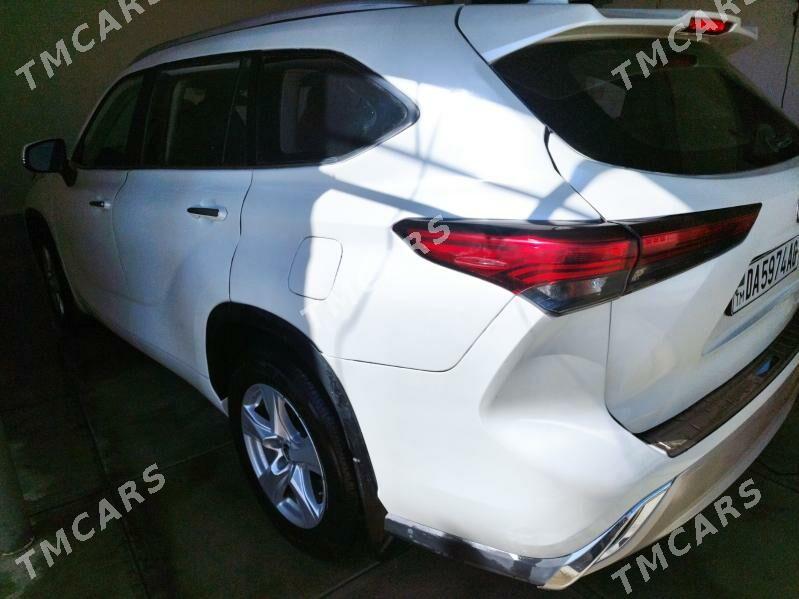 Toyota Highlander 2024 - 460 000 TMT - Нефтегаз (ул. Андалиб-Юбилейная) - img 2
