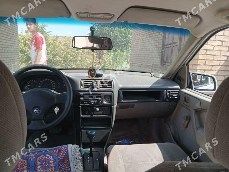 Opel Vectra 1992 - 40 000 TMT - Türkmenabat - img 3