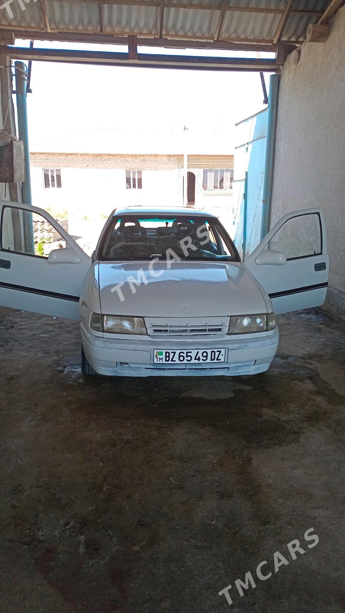 Opel Vectra 1990 - 35 000 TMT - Boldumsaz - img 2