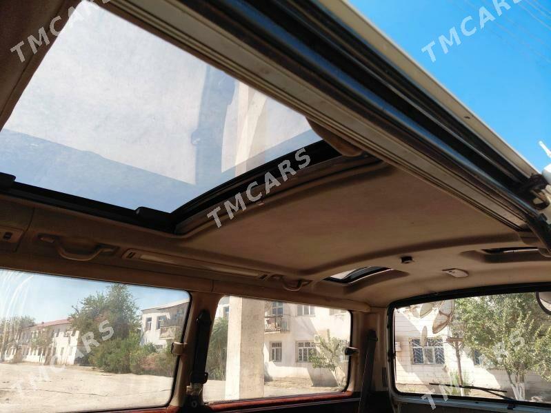 Toyota Hiace 1992 - 70 000 TMT - Daşoguz - img 9