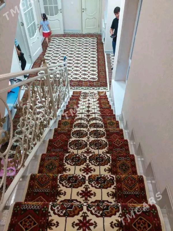 Lessinsa haly - Aşgabat - img 2