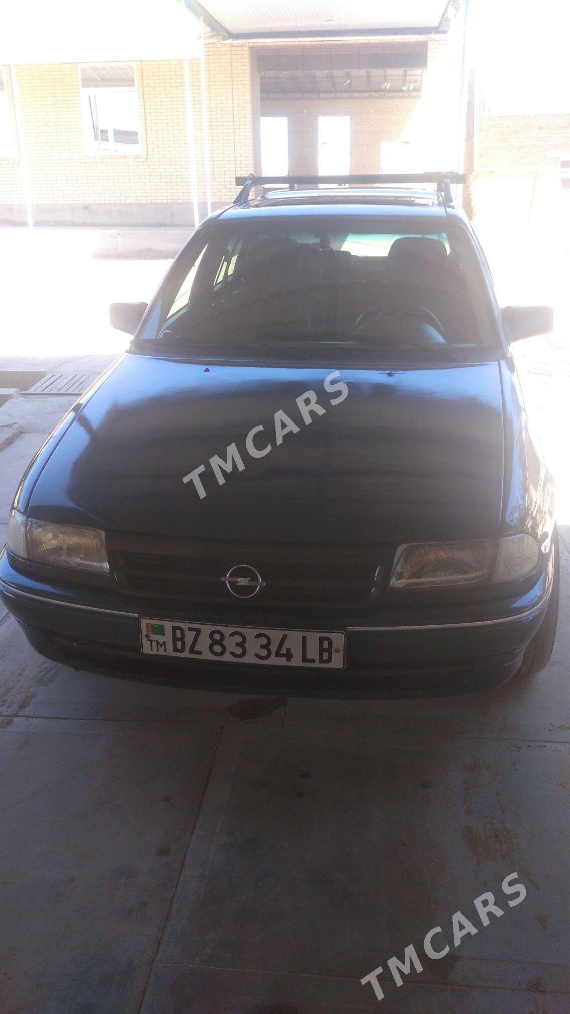 Opel Astra 1994 - 40 000 TMT - Farap - img 5