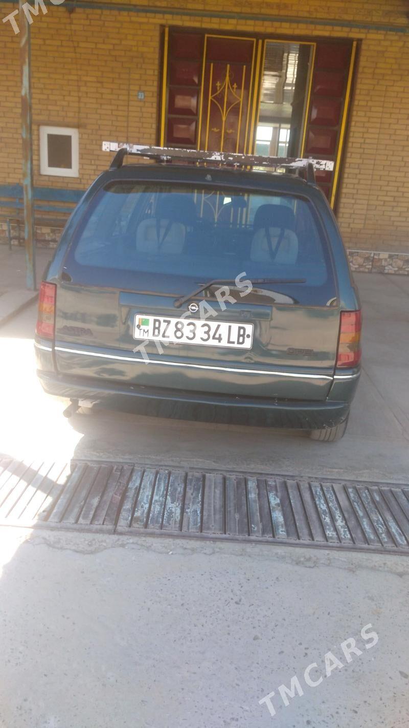 Opel Astra 1994 - 40 000 TMT - Farap - img 6