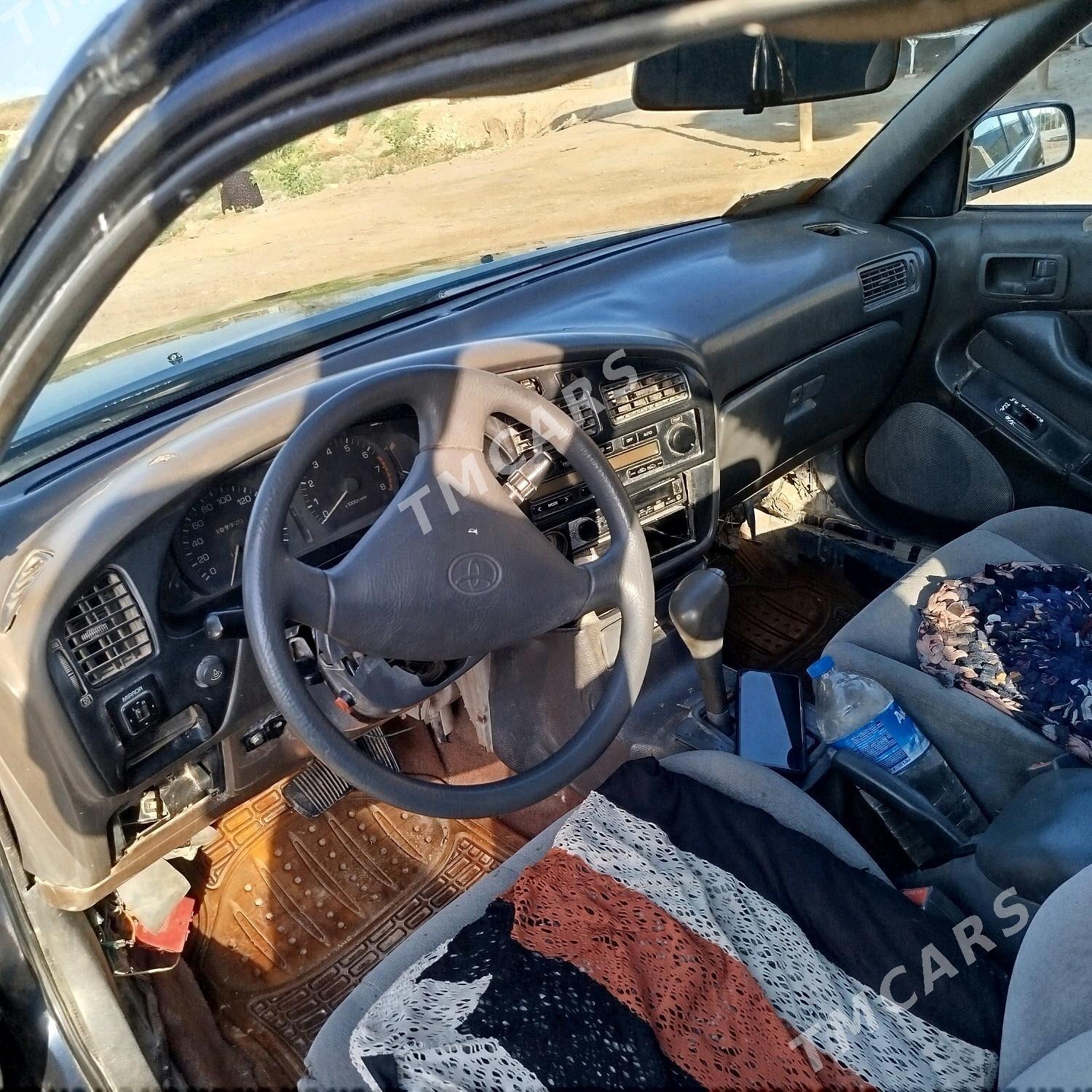 Toyota Camry 1995 - 50 000 TMT - Wekilbazar - img 6
