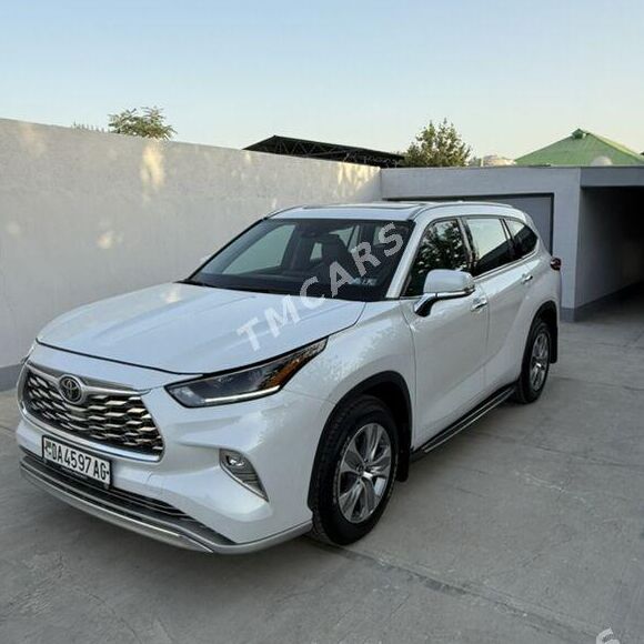 Toyota Highlander 2022 - 545 000 TMT - Ашхабад - img 2