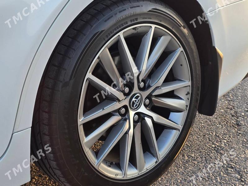 Toyota Camry 2018 - 445 000 TMT - Ашхабад - img 9