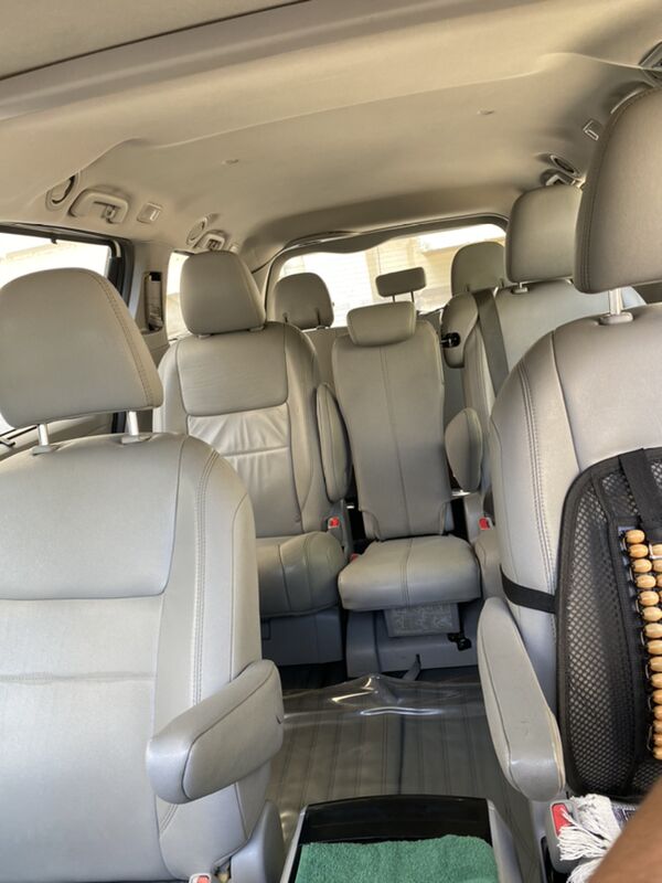 Toyota Sienna 2017 - 450 000 TMT - Мир 5 - img 2
