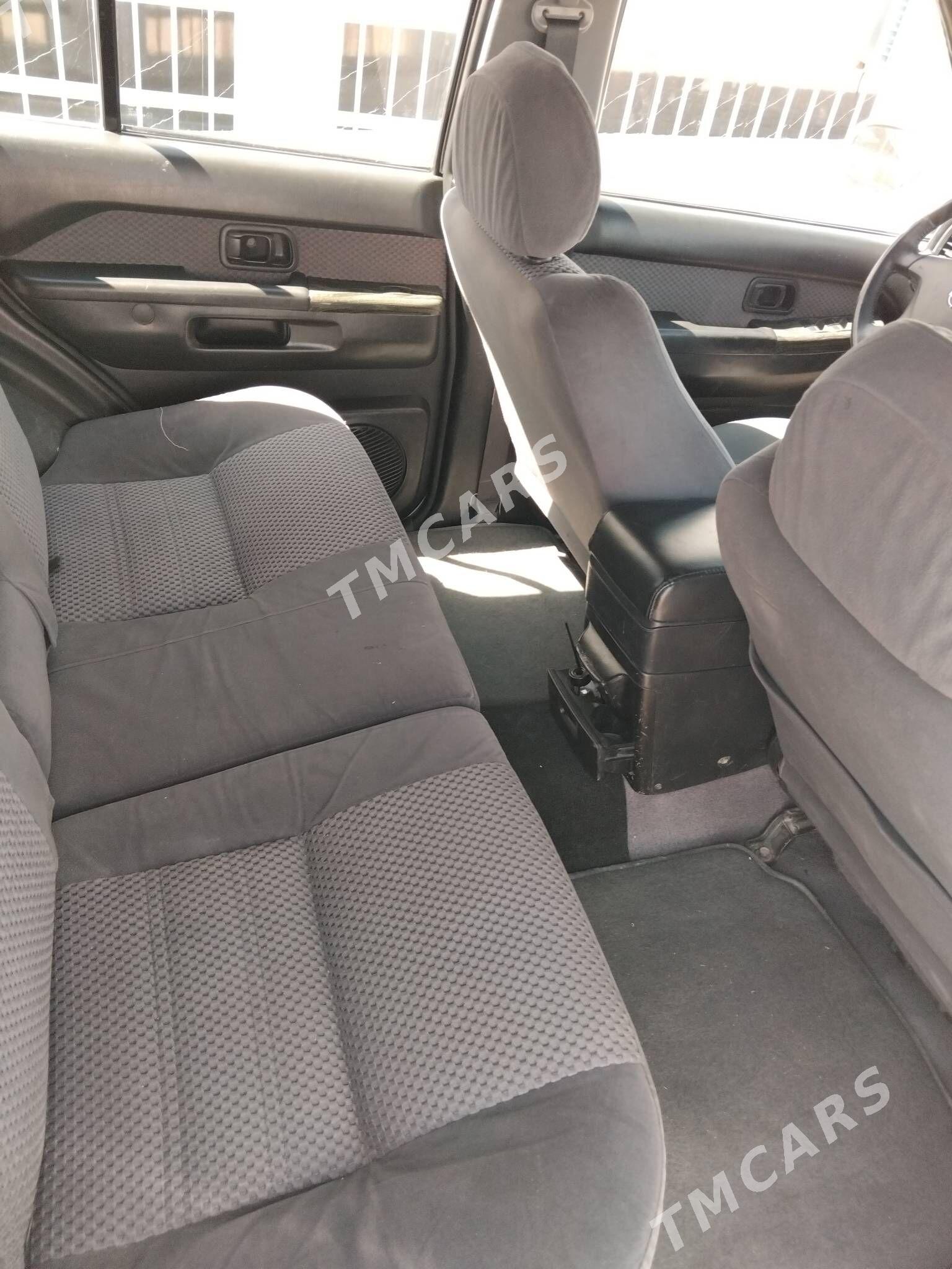 Nissan Pathfinder 2002 - 130 000 TMT - Мары - img 7