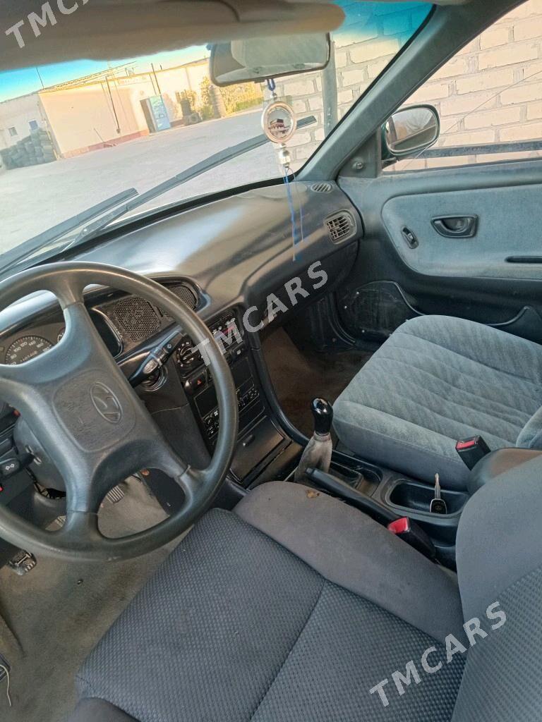 Hyundai Sonata 1995 - 25 000 TMT - Çärjew - img 3