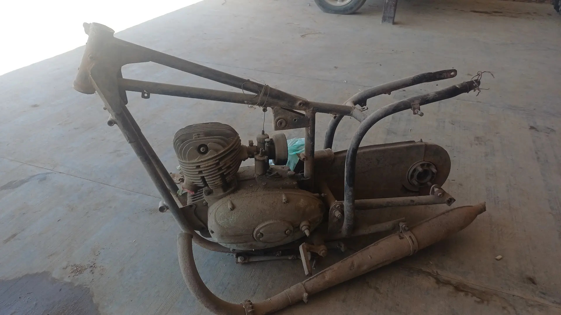 Jawa 2 000 TMT - Шабатский этрап - img 2