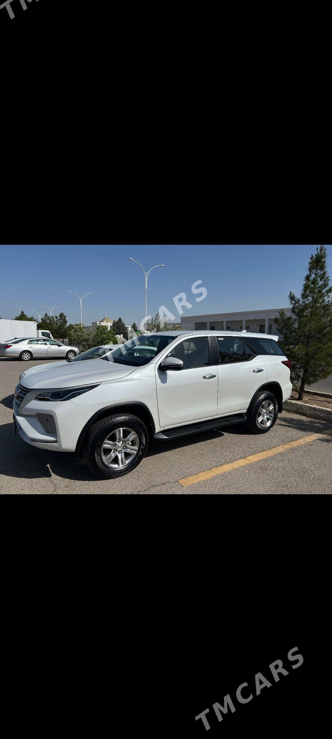 Toyota Fortuner 2025 - 575 000 TMT - Aşgabat - img 4