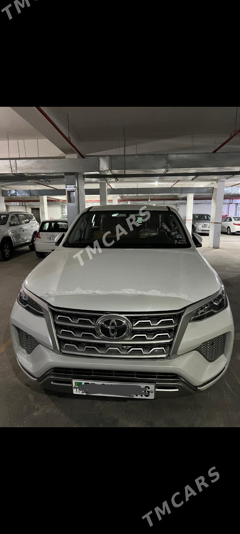 Toyota Fortuner 2025 - 575 000 TMT - Aşgabat - img 5
