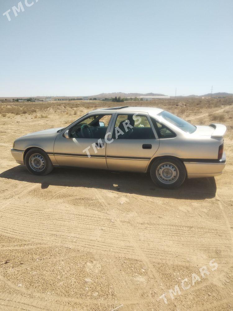 Opel Vectra 1992 - 27 000 TMT - Türkmenbaşy - img 3
