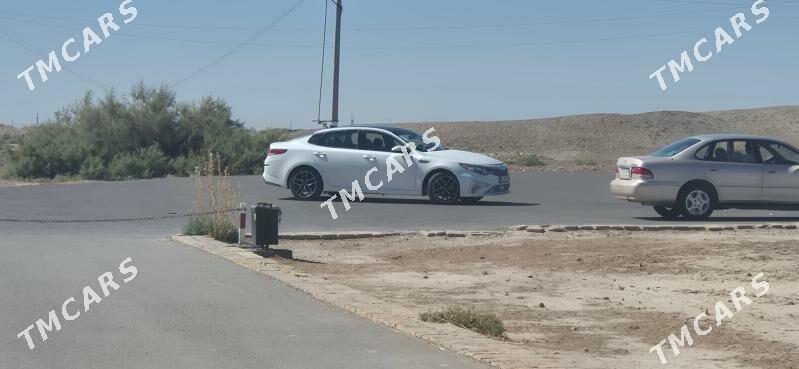 Kia Optima 2020 - 240 000 TMT - Мары - img 3