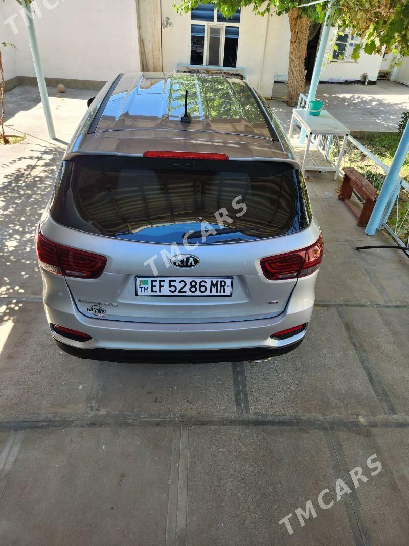 Kia Sorento 2019 - 285 000 TMT - Ýolöten - img 3