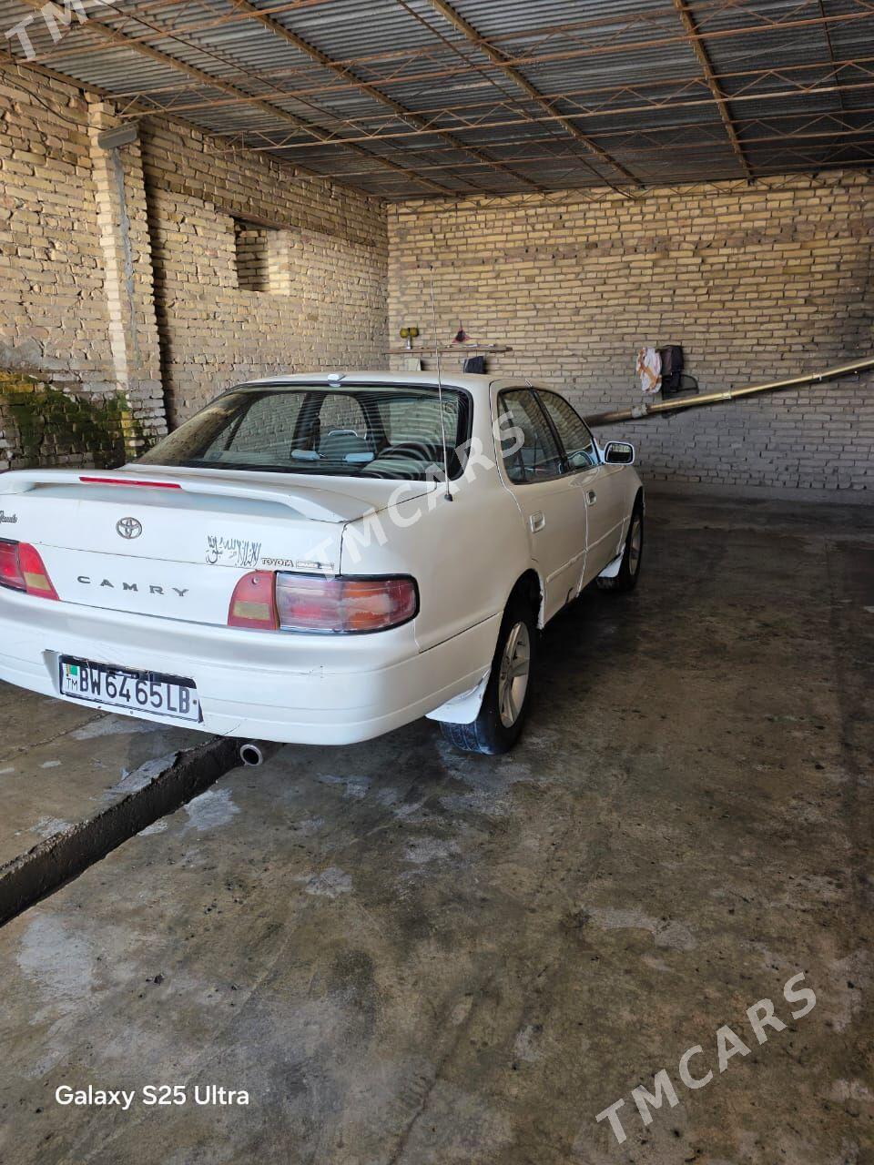 Toyota Camry 1994 - 50 000 TMT - Darganata - img 5