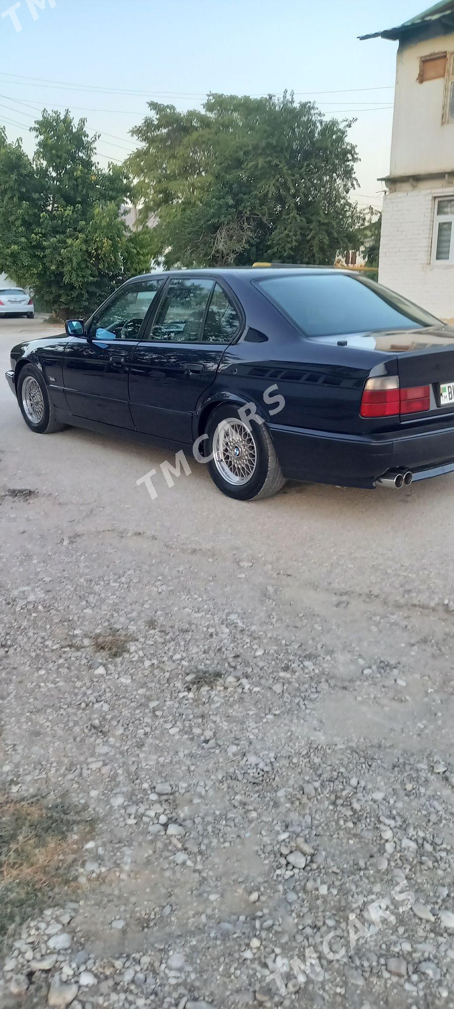 BMW E34 1998 - 120 000 TMT - Балканабат - img 3