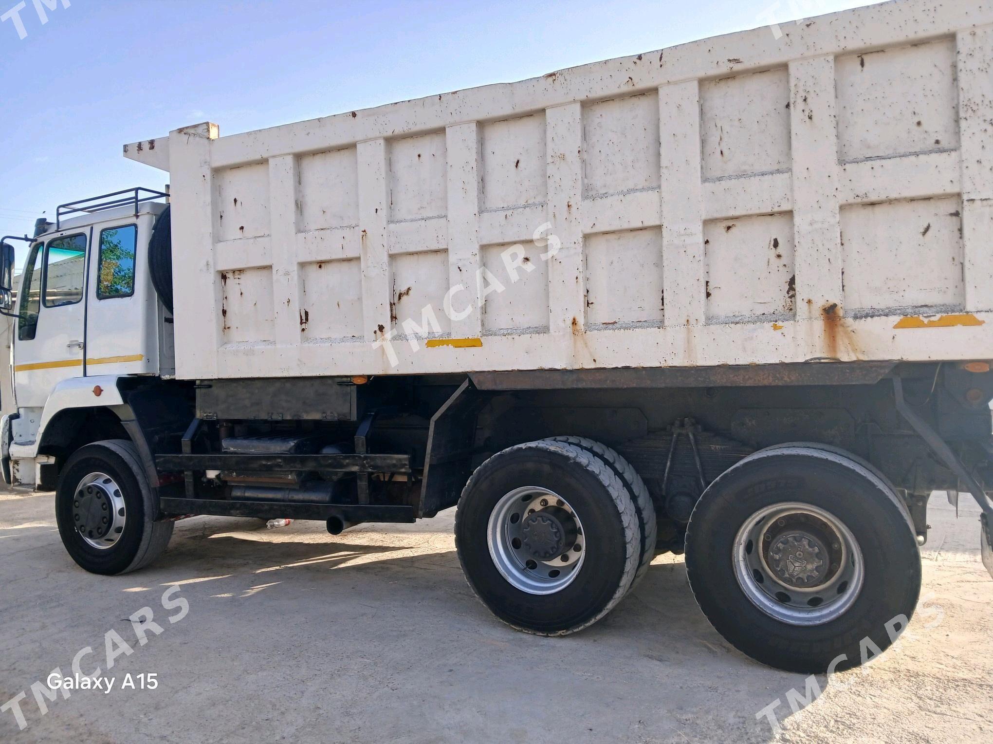 Howo Sinotruk 2007 - 300 000 TMT - Херрикгала - img 4