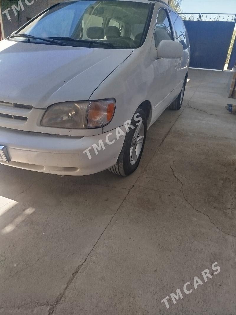 Toyota Sienna 1998 - 110 000 TMT - Теджен - img 5