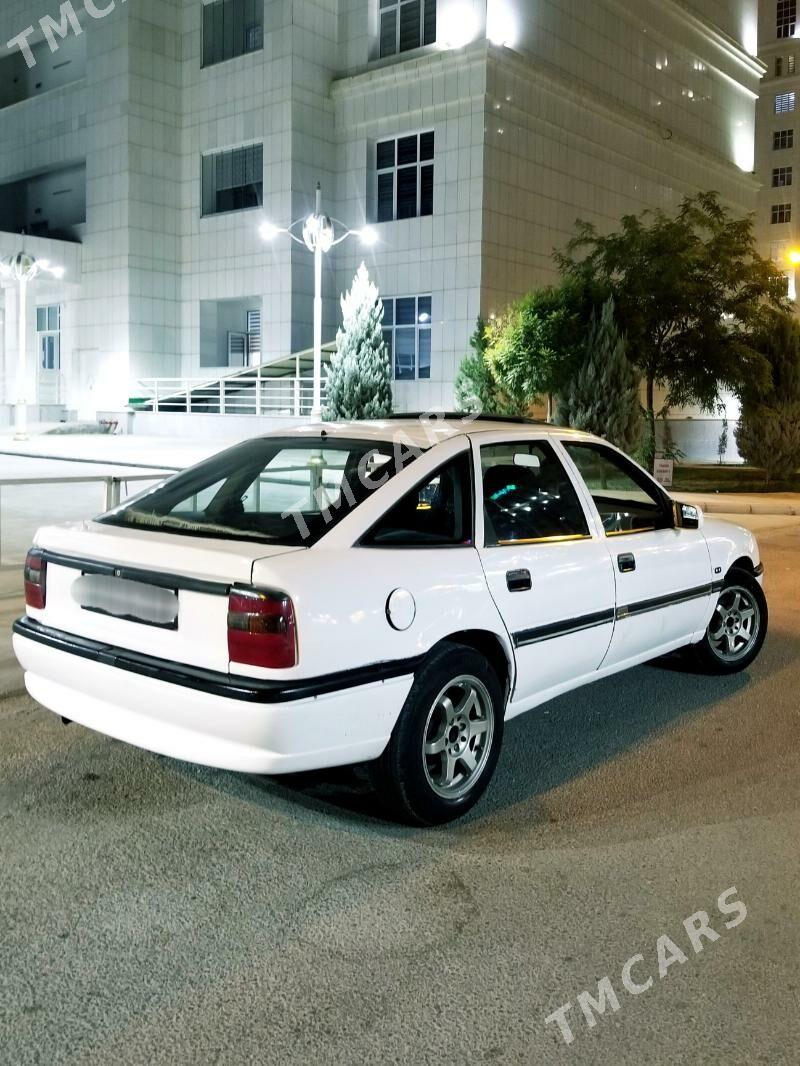 Opel Vectra 1992 - 26 000 TMT - Кëши - img 4