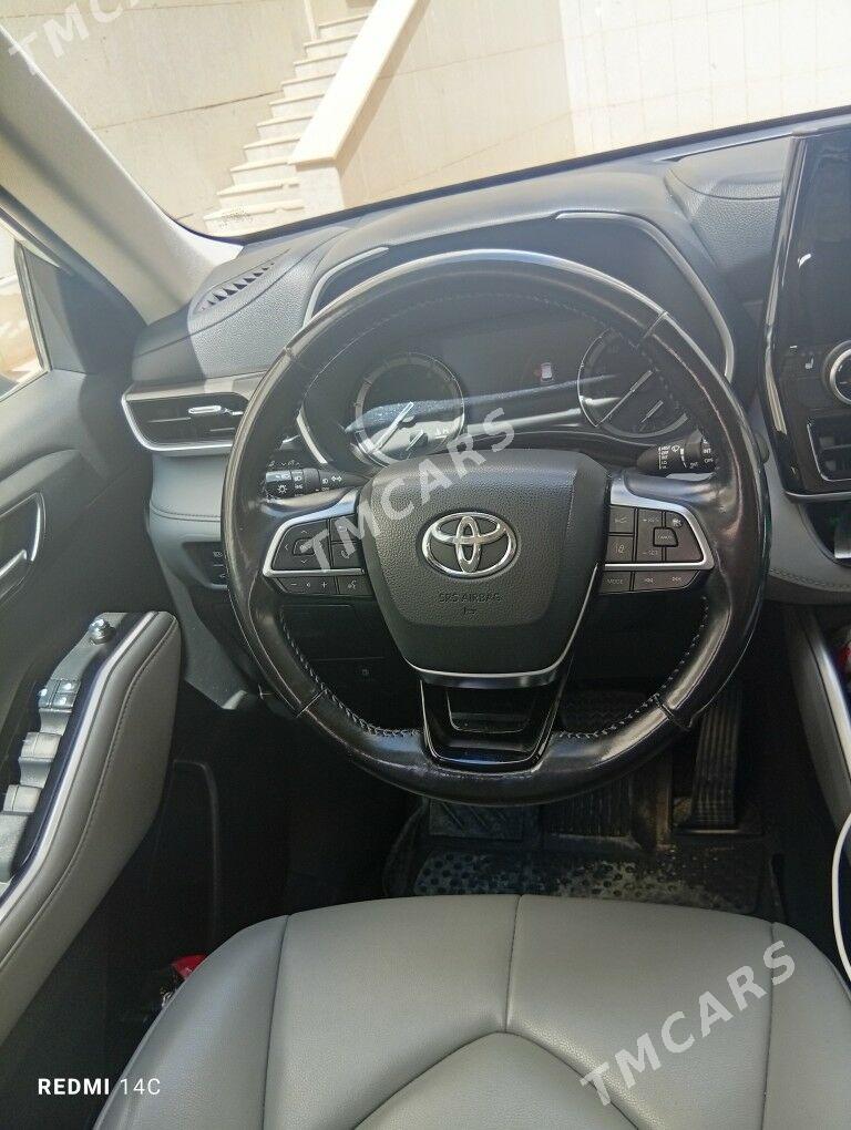 Toyota Highlander 2021 - 650 000 TMT - Aşgabat - img 9
