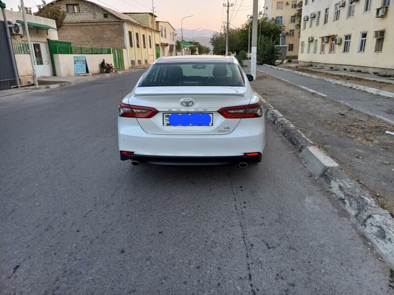 Toyota Camry 2021 - 320 000 TMT - Бузмеин - img 3