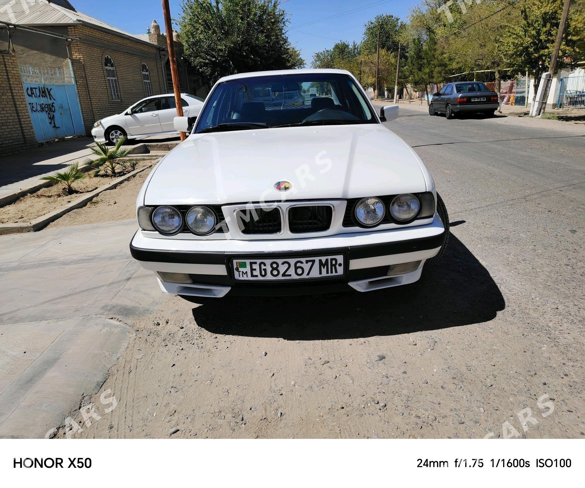 BMW 520 1993 - 70 000 TMT - Ýolöten - img 4