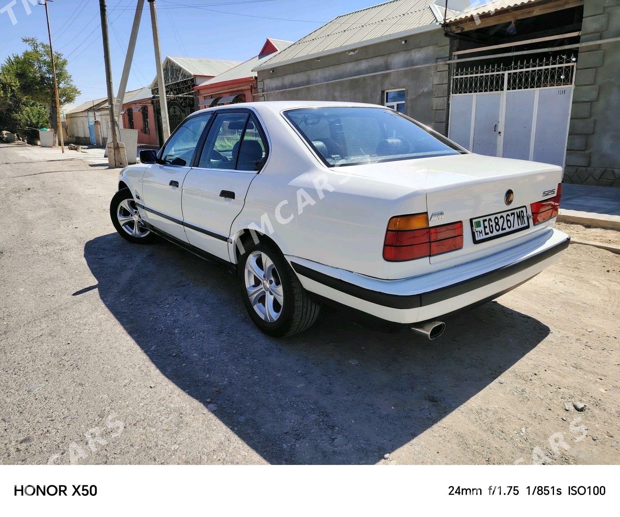BMW 520 1993 - 70 000 TMT - Ýolöten - img 2