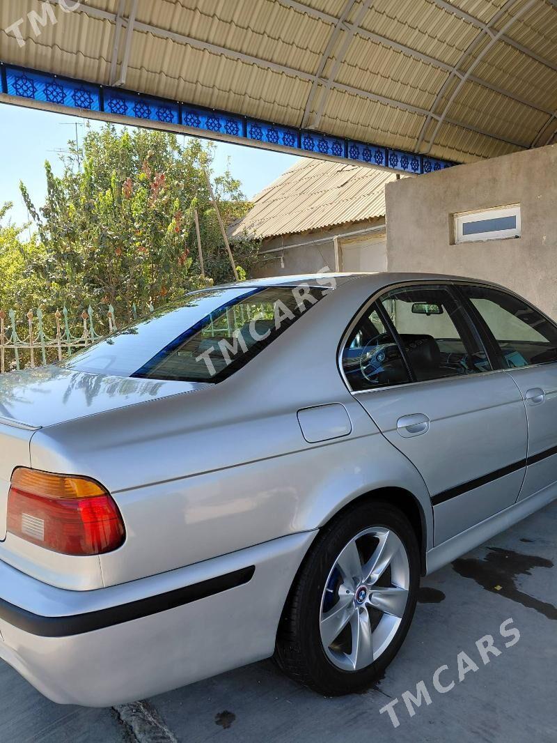 BMW E39 2000 - 100 000 TMT - Daşoguz - img 3