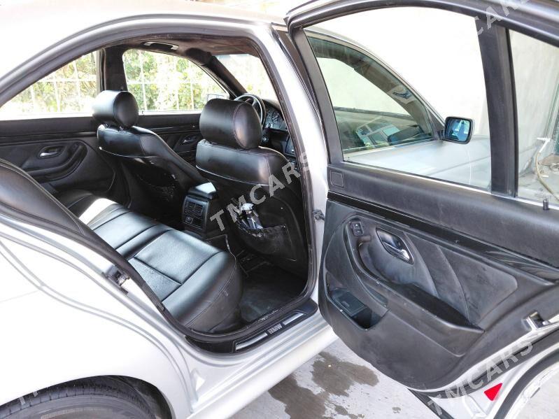 BMW E39 2000 - 100 000 TMT - Daşoguz - img 5
