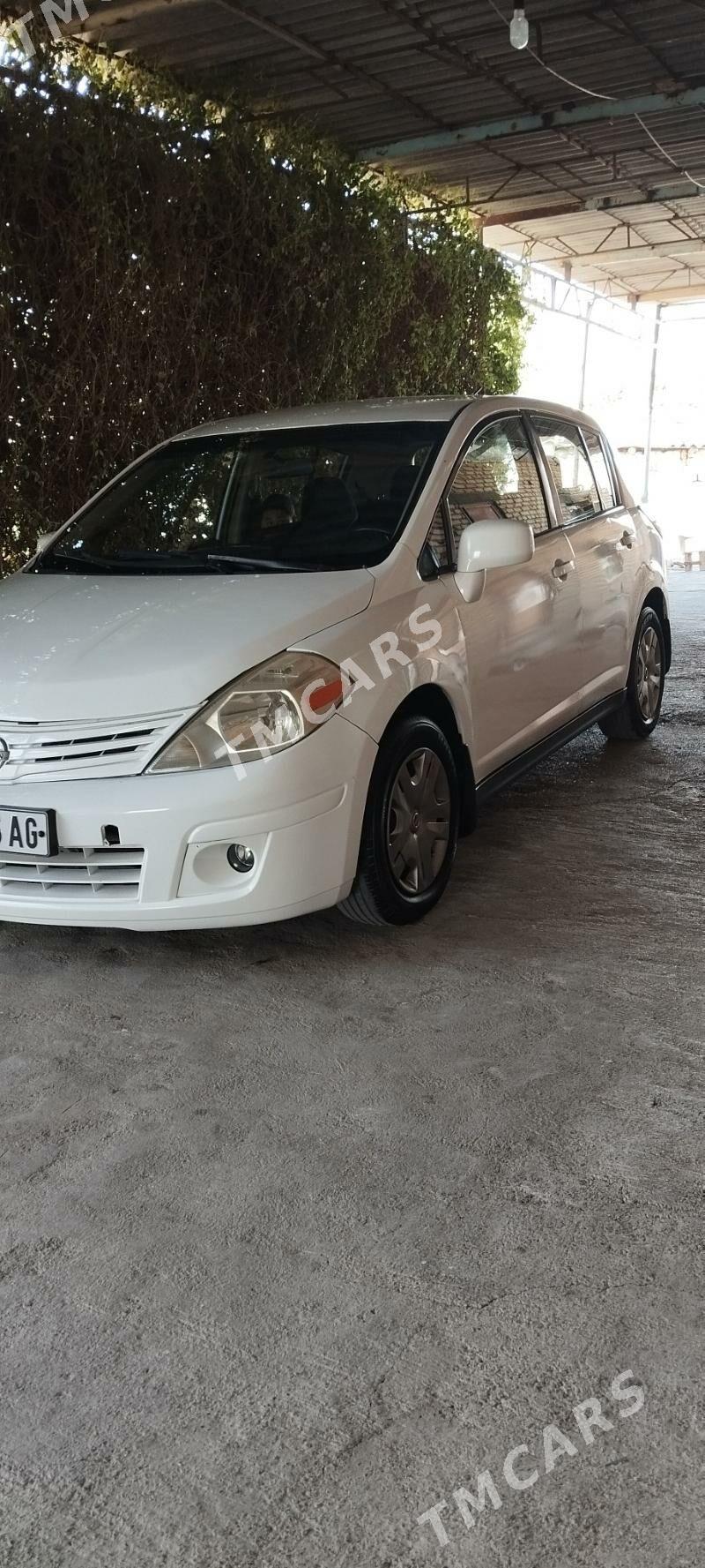 Nissan Versa 2011 - 128 000 TMT - Ашхабад - img 4