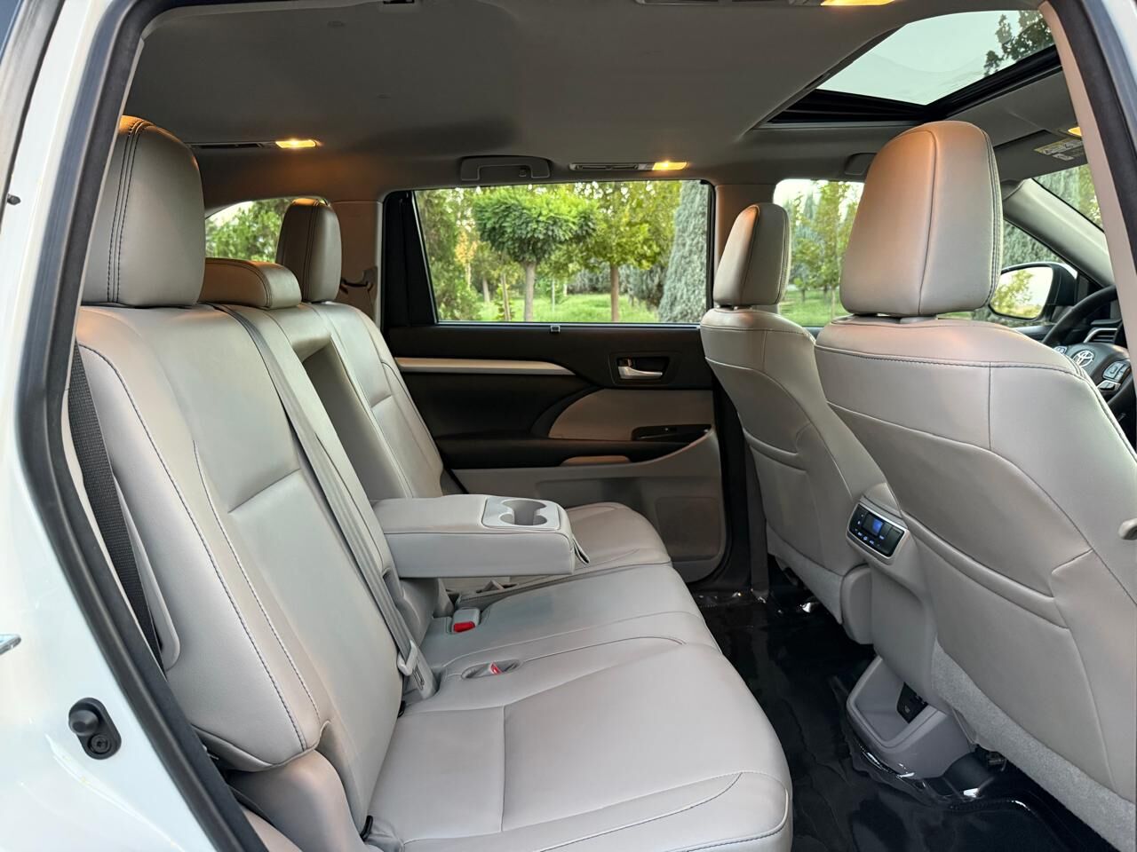 Toyota Highlander 2019 - 515 000 TMT - Ашхабад - img 8