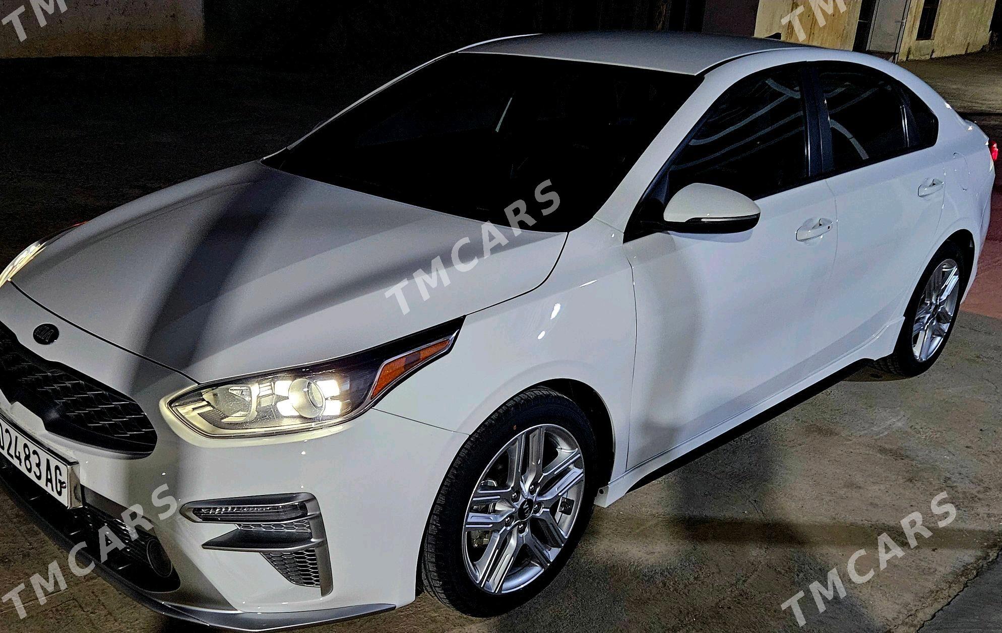 Kia Forte 2021 - 257 000 TMT - Büzmeýin - img 2