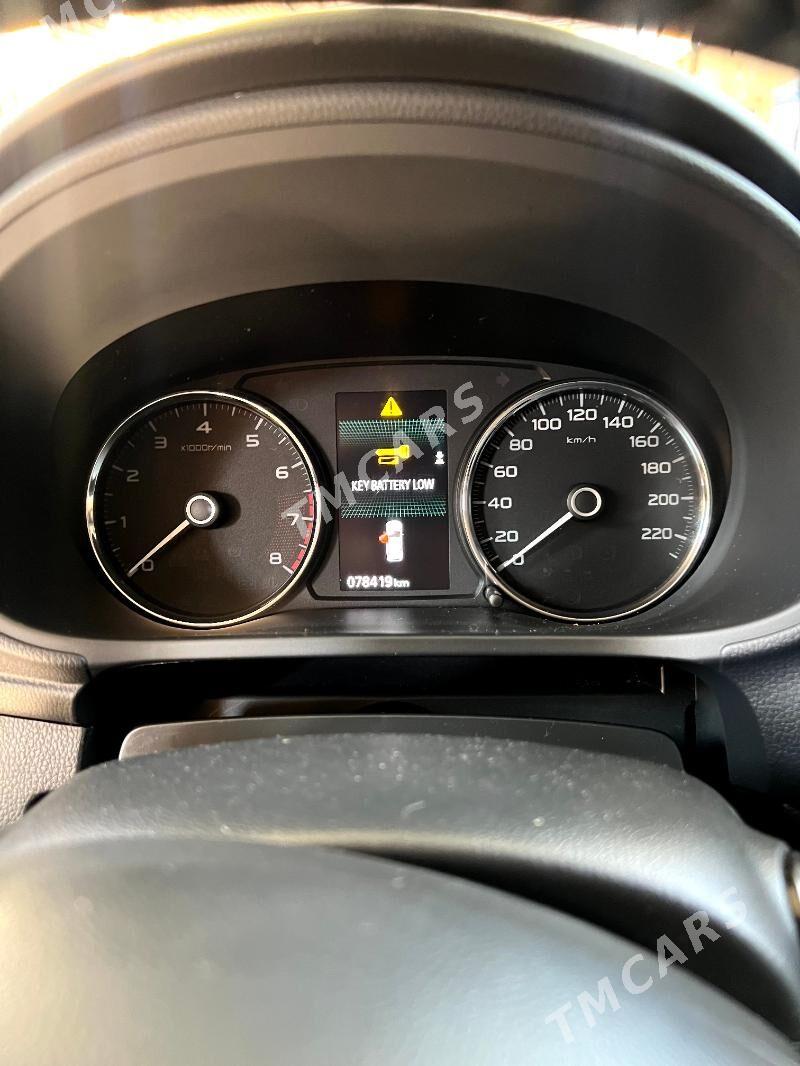 Mitsubishi Montero Sport 2021 - 430 000 TMT - Saýat - img 5